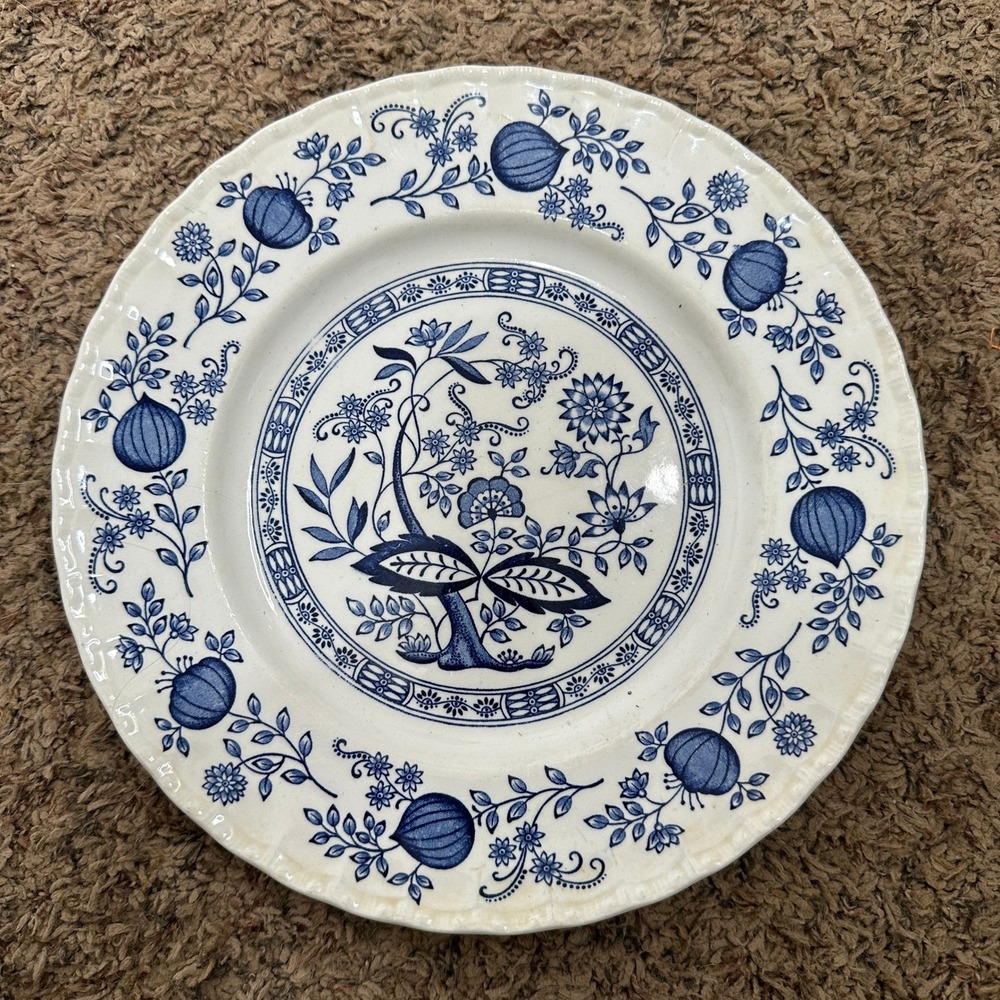 Enoch Wedgwood Tunstall Blue Heritage Dinner Plate England Blue White Floral 9.5